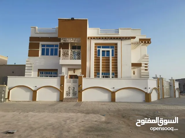 1 m2 5 Bedrooms Villa for Rent in Dhofar Salala