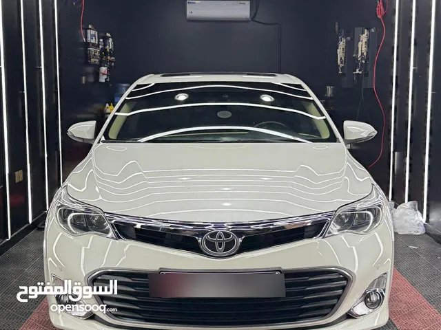 تويوتا أفالون 2013