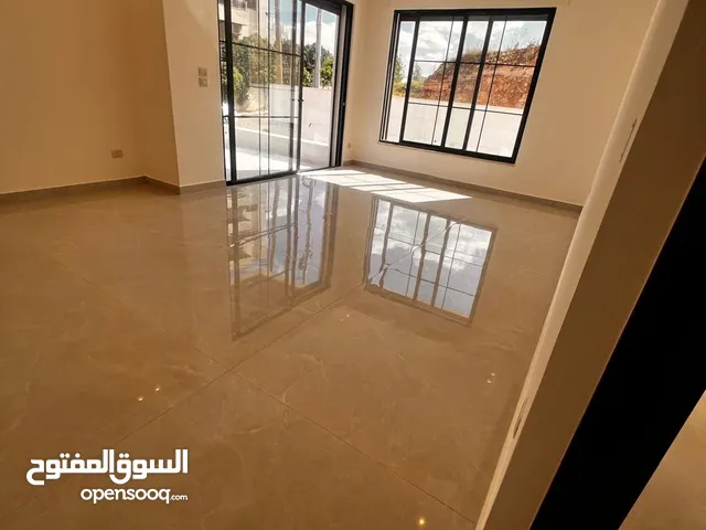 240 m2 4 Bedrooms Apartments for Sale in Amman Khalda
