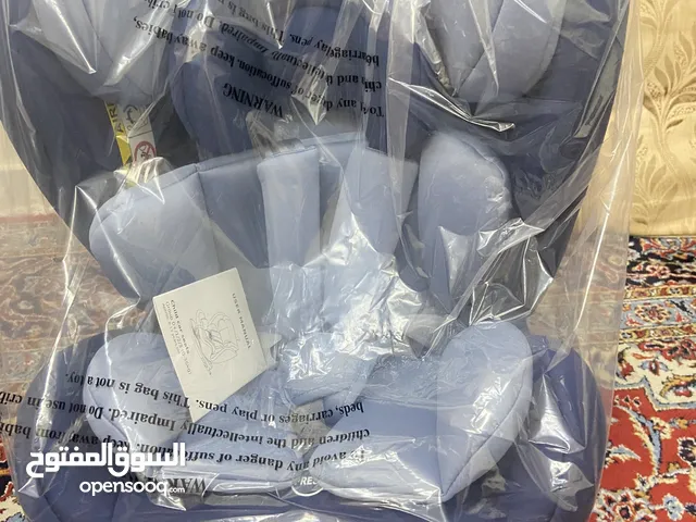 مقعد سياره جديد جدا