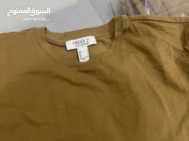 T-Shirts Tops & Shirts in Muharraq