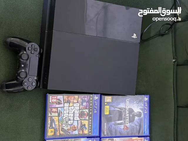 بلايستيشن 4 للبيع السعر 300 الف وبيه مجال الوصف مهم