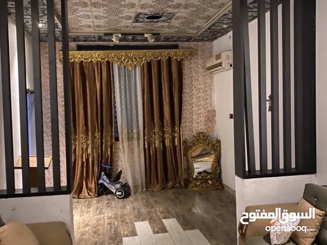 200 m2 2 Bedrooms Villa for Rent in Basra Tannumah