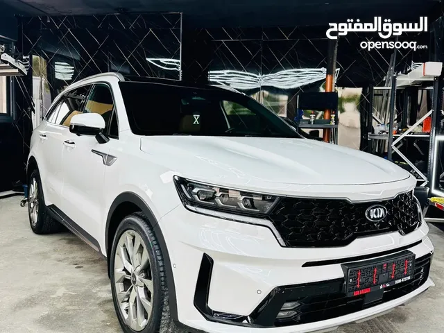 كيا سورنتو 2021/ 4*4 / فل إضافات/ اعلى فئة / دهان شركة .