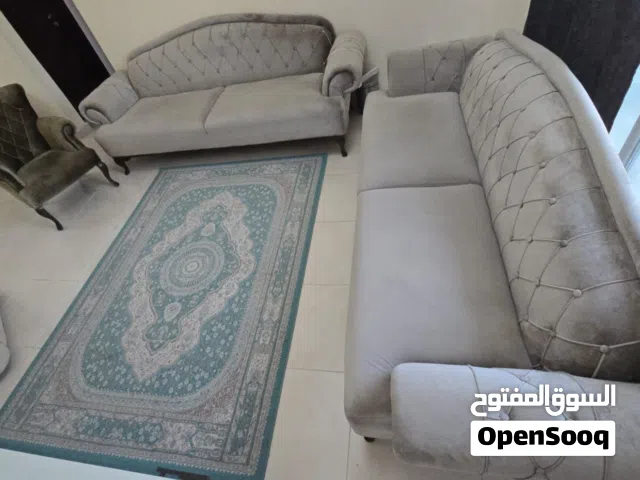 اثاث للبيع لدواعي السفر