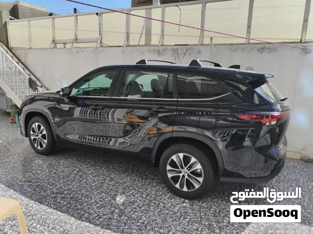 تويوتا هايلاندر فئة XLE اسود موديل 2024 رقم اربيل بأسمي
