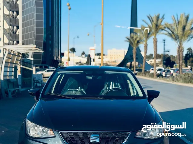 سيات ابيزا فل الفل مع بانوراما ،،، اوتوماتيك