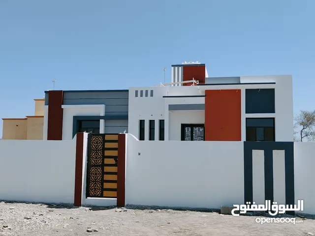 217 m2 3 Bedrooms Townhouse for Sale in Al Batinah Suwaiq