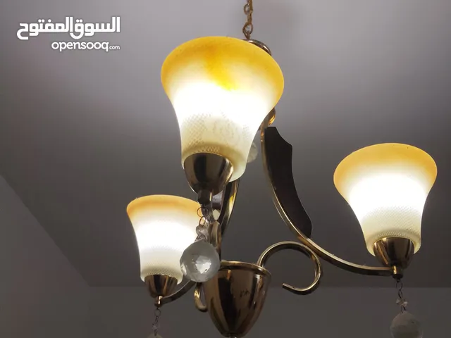 مصابيح سقف بثلاث اضاءت لون ذهبي