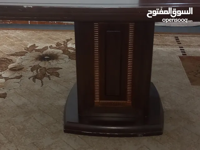 طاولة لعدت استخدامات