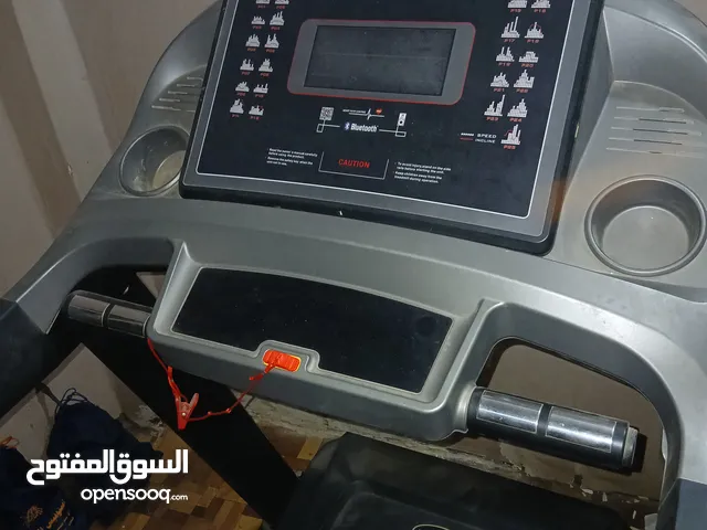 جهاز جرى كهربائي حديث ماركةfassi تشيكى تيارac12.4 ماتور أمريكى 3حصان وماتور رفع حمولة 150كجم
