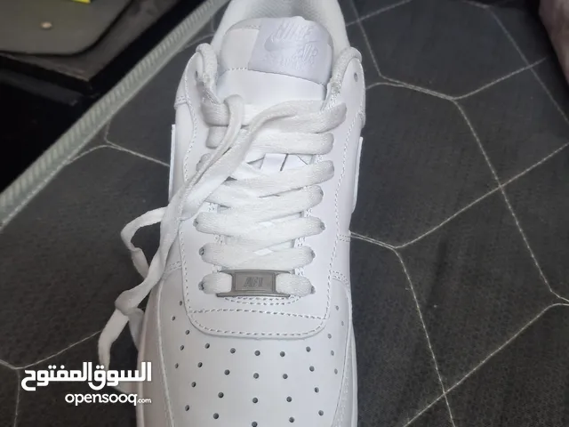 نايكي ايرفورس للبيع بسعر حرق nike airforce 1