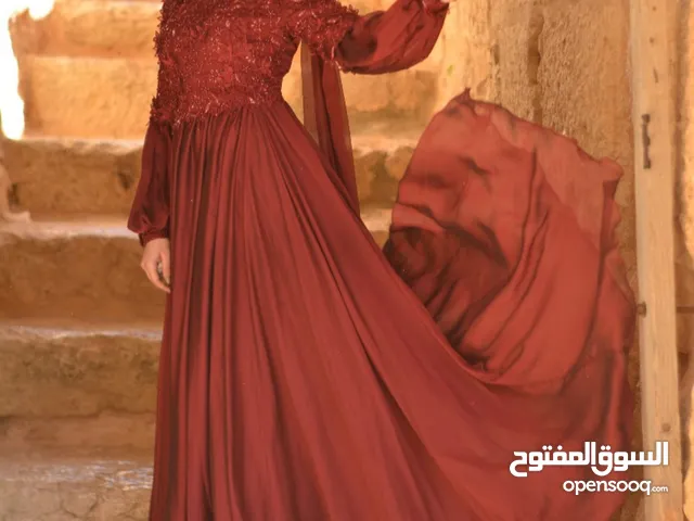 Evening Dresses in Jerash