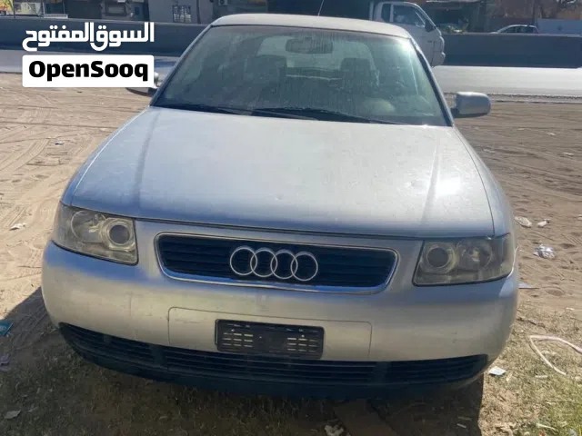 اودي للبيع محرك 18