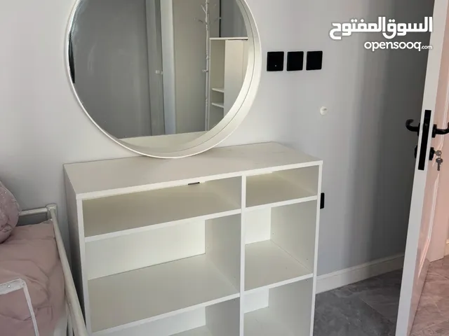 دواليب من ايكيا استخدام سنه فقط