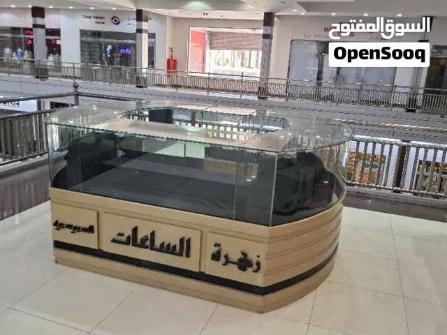 طاوله اكسسوارات للبيع