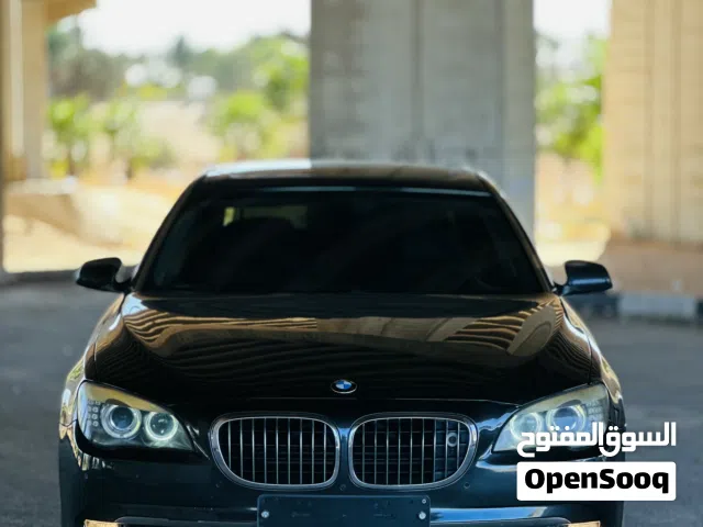 BMW 750 i 2012