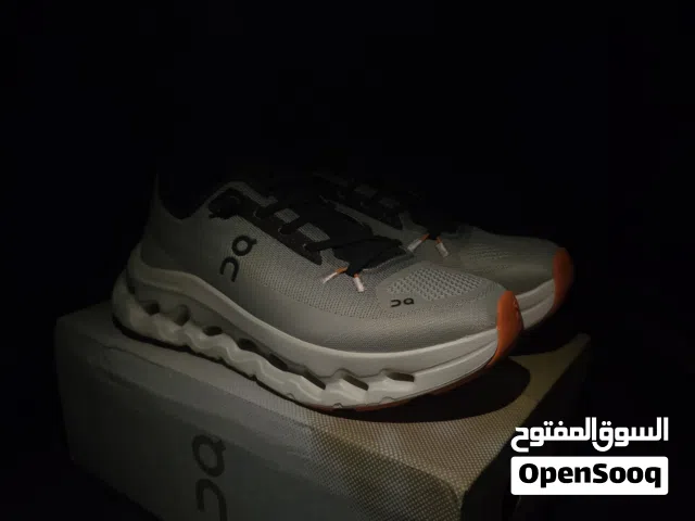 Cloudtilt Apricot - DEADSTOCK - Male