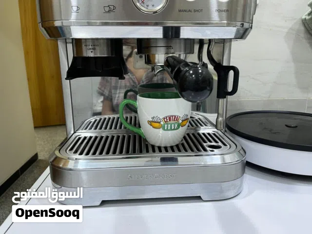 للبيع مكينة قهوة احترافية SilverCrest بحالة ممتازة