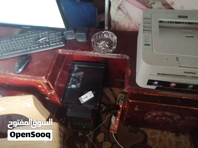 Windows Fujitsu  Computers  for sale  in Ajloun