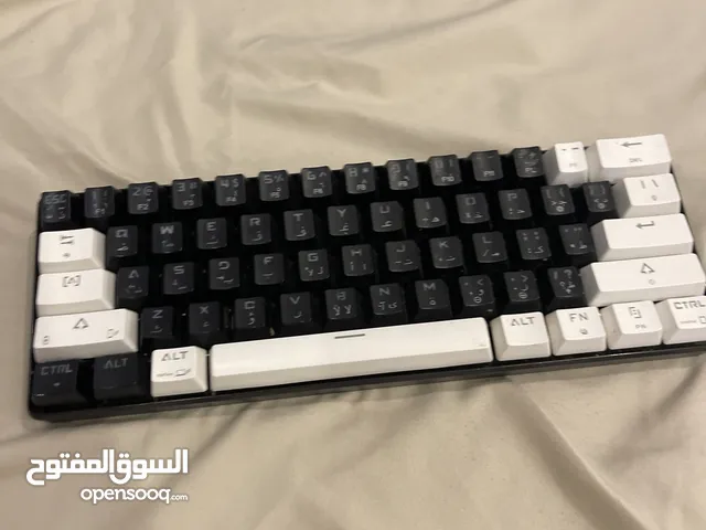كيبورد ردو بلو سويتش أبيض وأسود