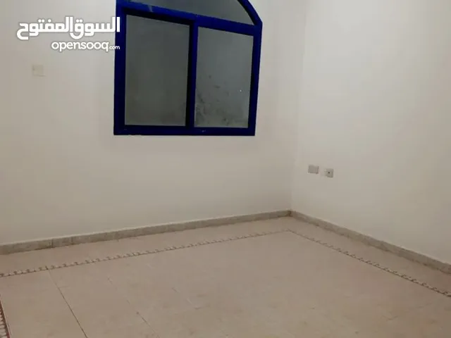 شقة للايجار بمساحه ممتازه بالغبره Apartment for rent in Al-Ghubrah