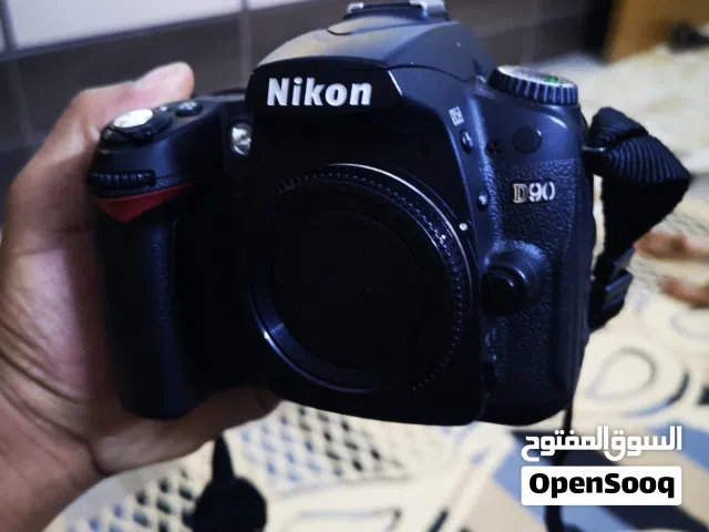 /b90nikon. .D90 nikon