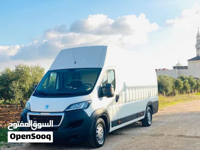 2020 Peugeot Boxer L4H3