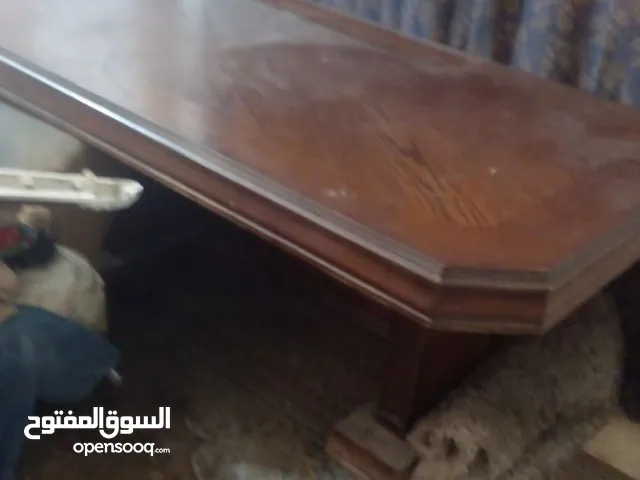 طاولة سفرة خشب ثقيل مع خمس كراسي