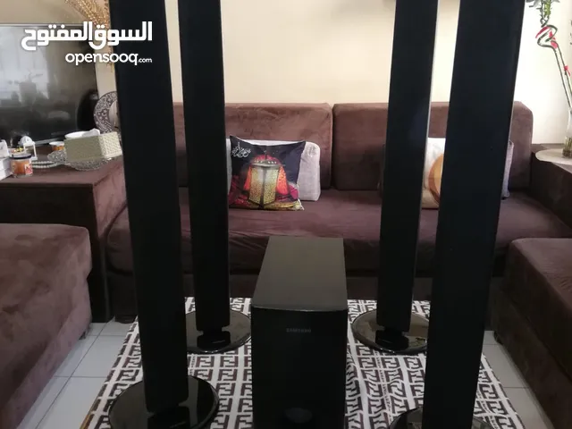 سمعات من دون سلك السلك ضاع مع النقل استعمال خفيف جدا شبه جديد و اغراض اخرى