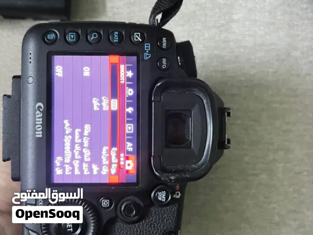 للبييع بصوره مستعجلة 5d mark 3 مع جميع الملحقات مهم الوصف /!!