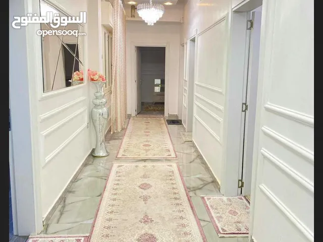 120 m2 3 Bedrooms Apartments for Rent in Tripoli Al-Jamahirriyah St
