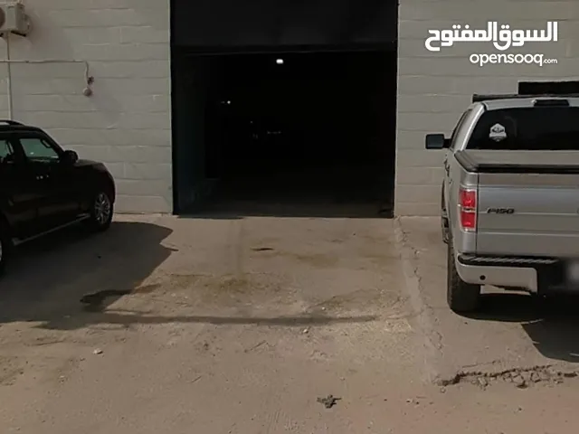 هنجر 250 متر للايجار
