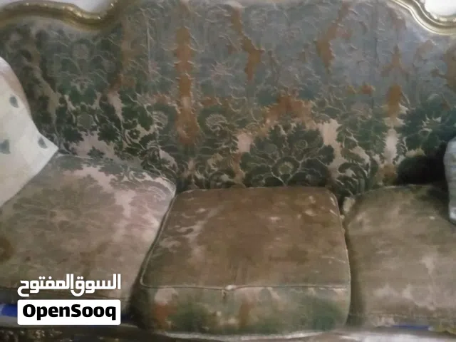 اثاث منزلي صالون للبيع مستعمل خامه نظيفه يمكن المعاينه