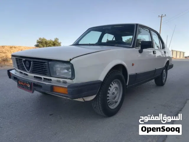 1982 الفا روميو جوليتا Standard
