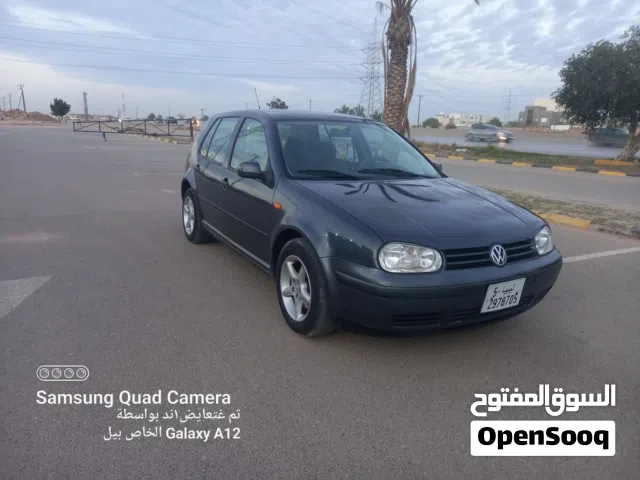 قولف 4محرك 18/20 كنبيو اتوماتك تكيف شغال ماشيه 235.000 الف السياره تبارك الله