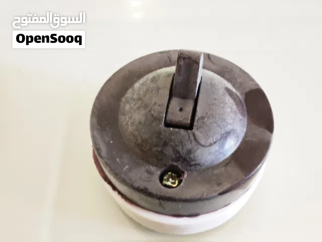 يوجد لدي مفتاح كهرباء نوع قديم
