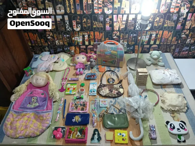 مجموعة العاب اطفال بحالة ممتازة