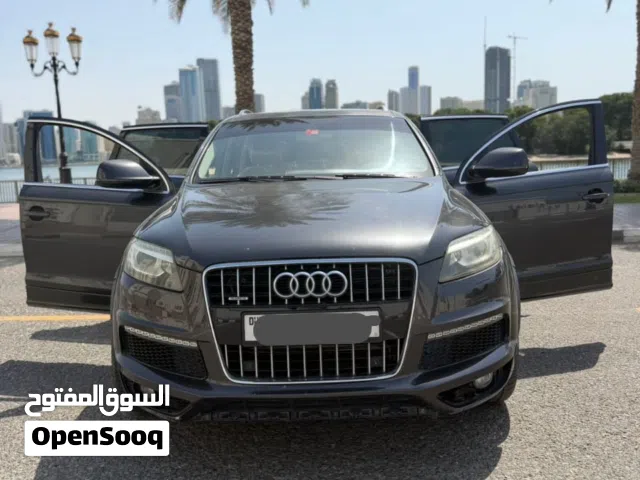 2014 أودي Q7 Standard