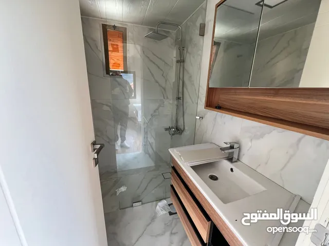 177 m2 4 Bedrooms Villa for Sale in Aley Qmatiyeh