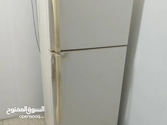 متوفر عدة مطعم للبيع بسعر مغري