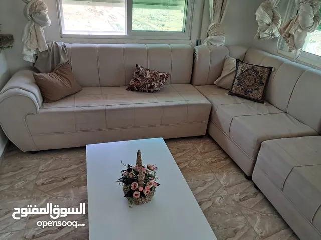كورنر للبيع
