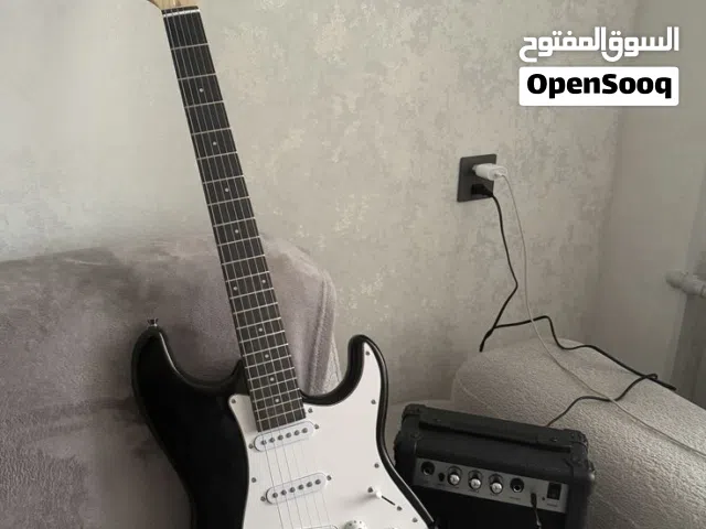 جيتار كهربي بجميع ملحقاته