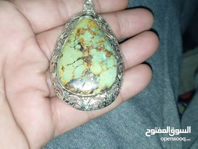 حجر فيروز نيشابوري عتيق جدا من النوادر لا يوجد له مثيل