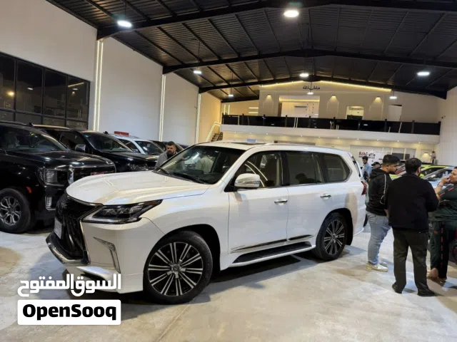 2017 لكزس LX LX 570