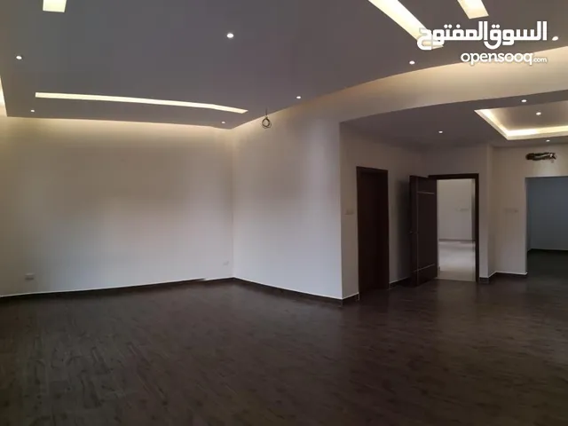 461 m2 5 Bedrooms Villa for Sale in Muscat Bosher