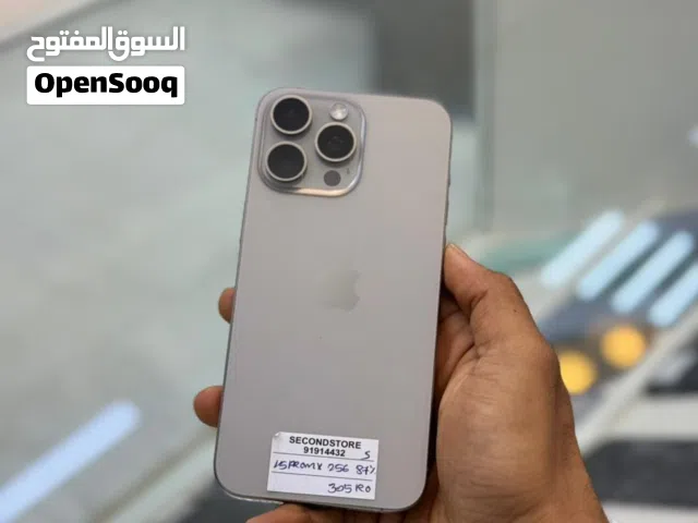 iPhone 15 Pro Max 256 GB Smooth device available - Good condition