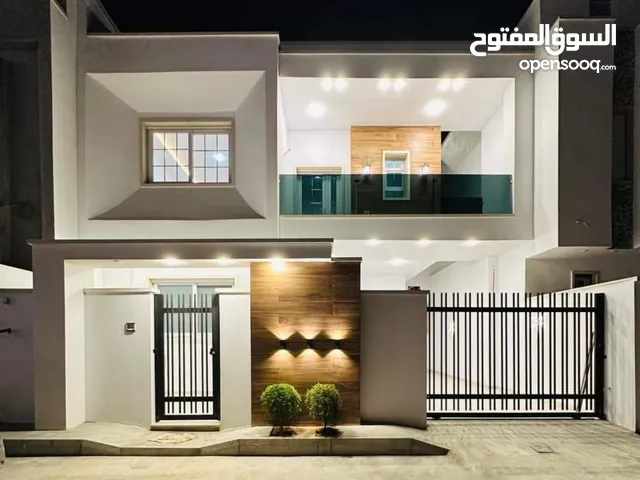 320m2 3 Bedrooms Villa for Sale in Tripoli Al-Serraj