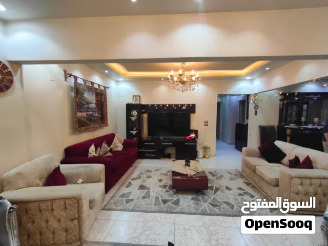 240 m2 3 Bedrooms Apartments for Sale in Cairo Heliopolis