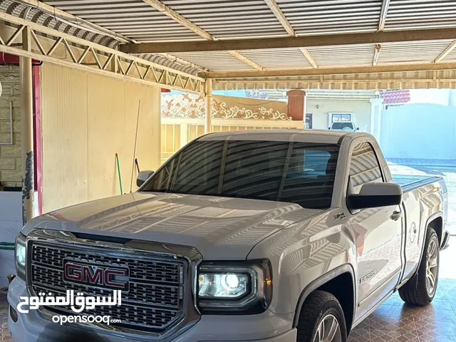 Used GMC Sierra in Ajman